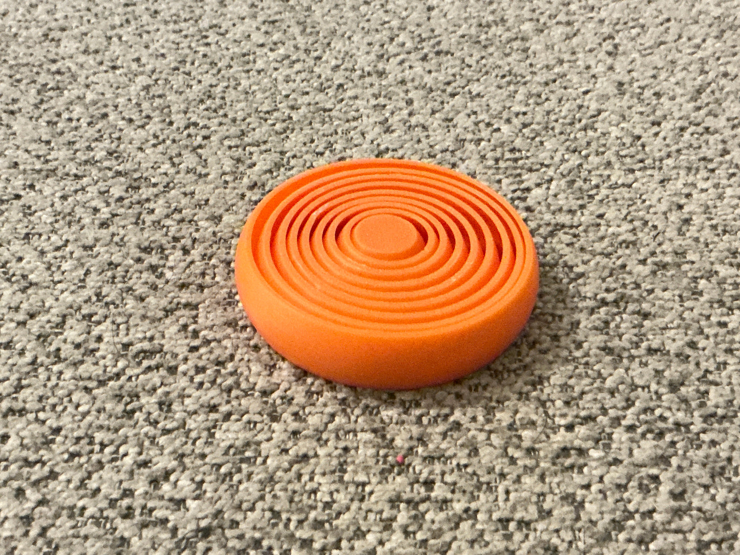 Iris camera shutter fidget