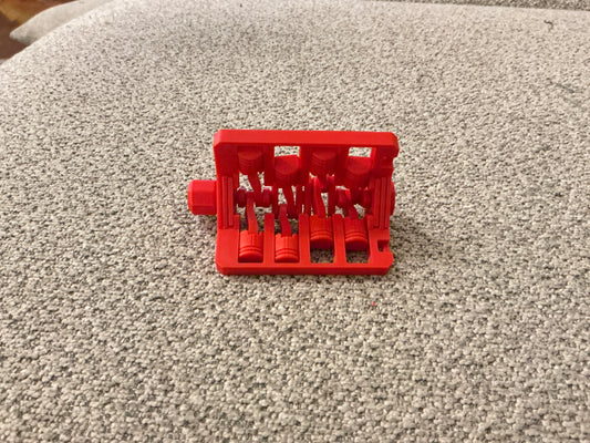 V8 engine fidget